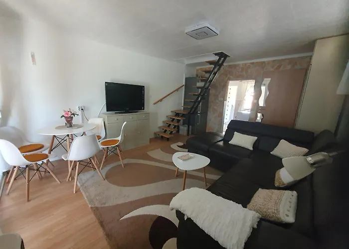 Ferienhaus Leander Nyaralo Balatonfenyves